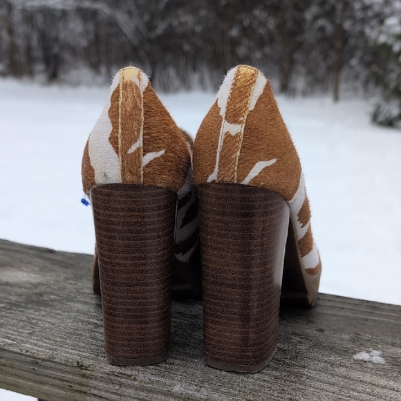 Steve Madden Brown and White Chunky Heels - Picture 5 of 9